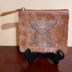 Adorable Highlander Leather/Suede Accessory Bag
